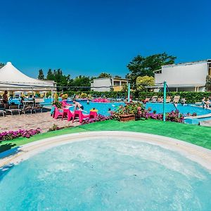 Blu Marlin bungalow Appartamenti con piscina